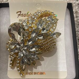 Crystal brooch